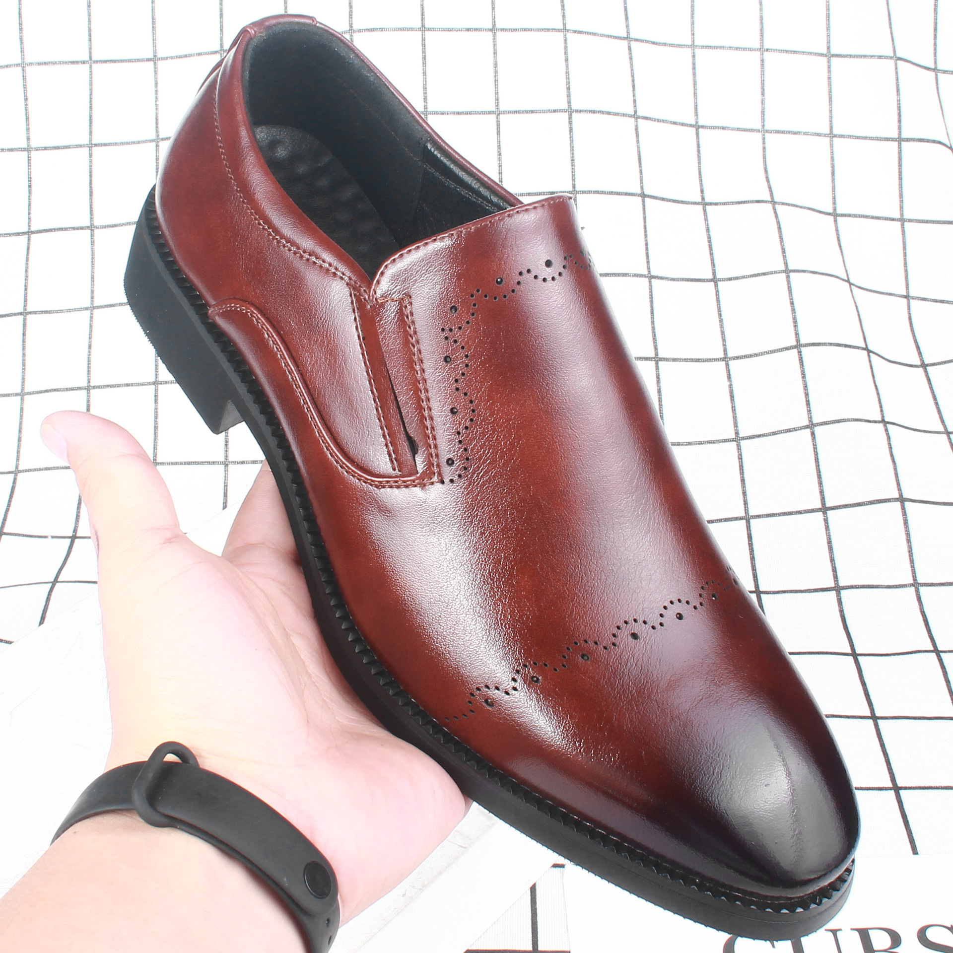 2022ƤЬ�п����������³���ӡ��Ӣ��������ʿСƤЬ��Ь93