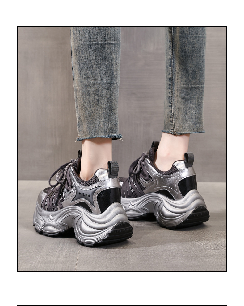 Giày sneaker nữ đế dày lưới nhẹ nâng chiều cao 9 cm — xám đỏ chi tiết 16