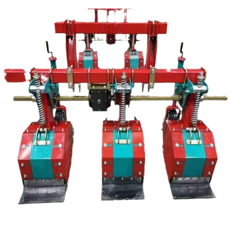 Tractor con 3 líneas de arado rotativo herbador herbador de arado medio algodón girasol tierra raspadora de crista