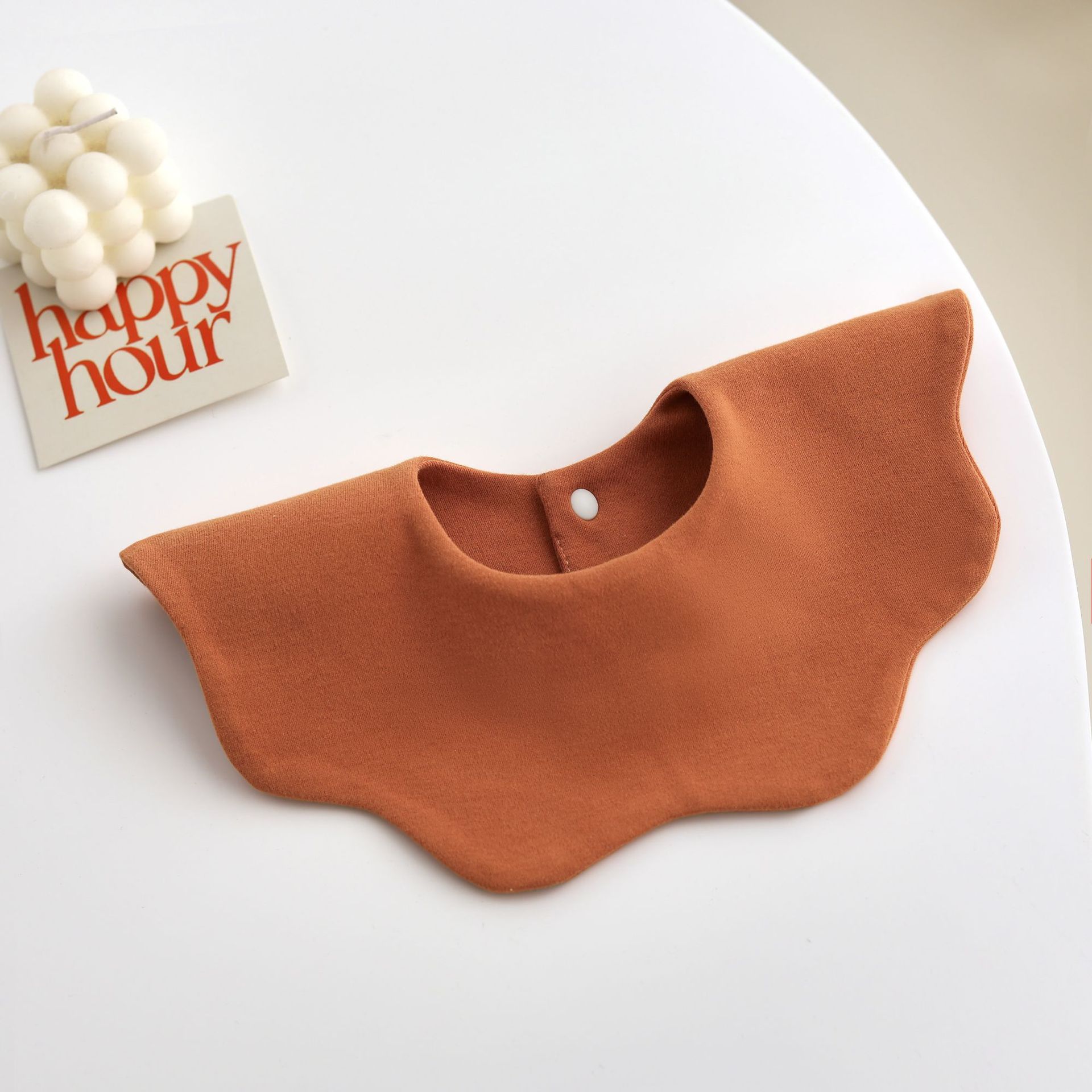 Baby Petal-Shaped Drool Bib, Double-Sided, Suitable for Newborns, Can Be Used as a Feeding Bib, Absorbent Saliva Catcher