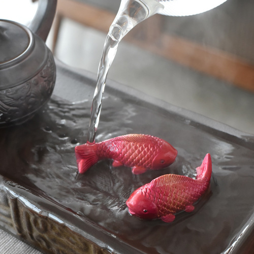 Tea table ornaments, new trendy Internet celebrity color-changing fish tea pet ornaments can be used to raise tea and play with tea