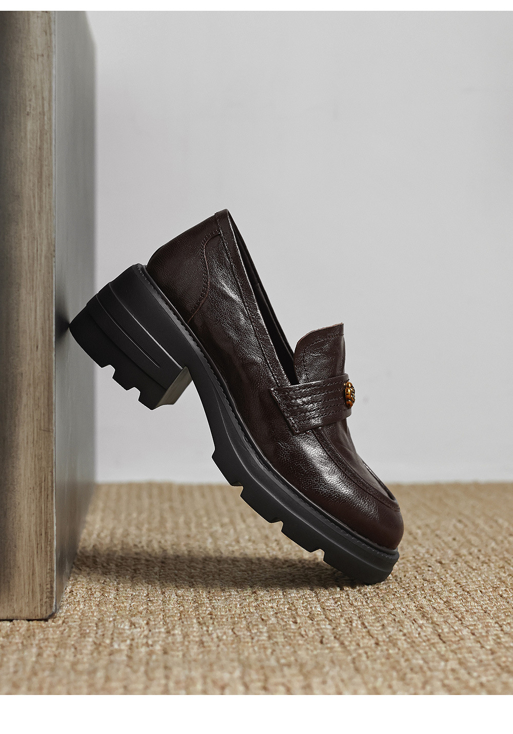 Giày loafer nữ mũi tròn gót vuông dày đế cao 6 cm da cừu — màu nâu chi tiết 29