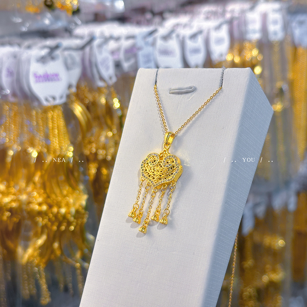 새로운 중국 스타일 국가 패션 복고풍 모든 골드 잠금 스웨터 목걸이 여성의 새로운 올 매치 골드 잠금 펜던트 구리 골드 도금 펜던트