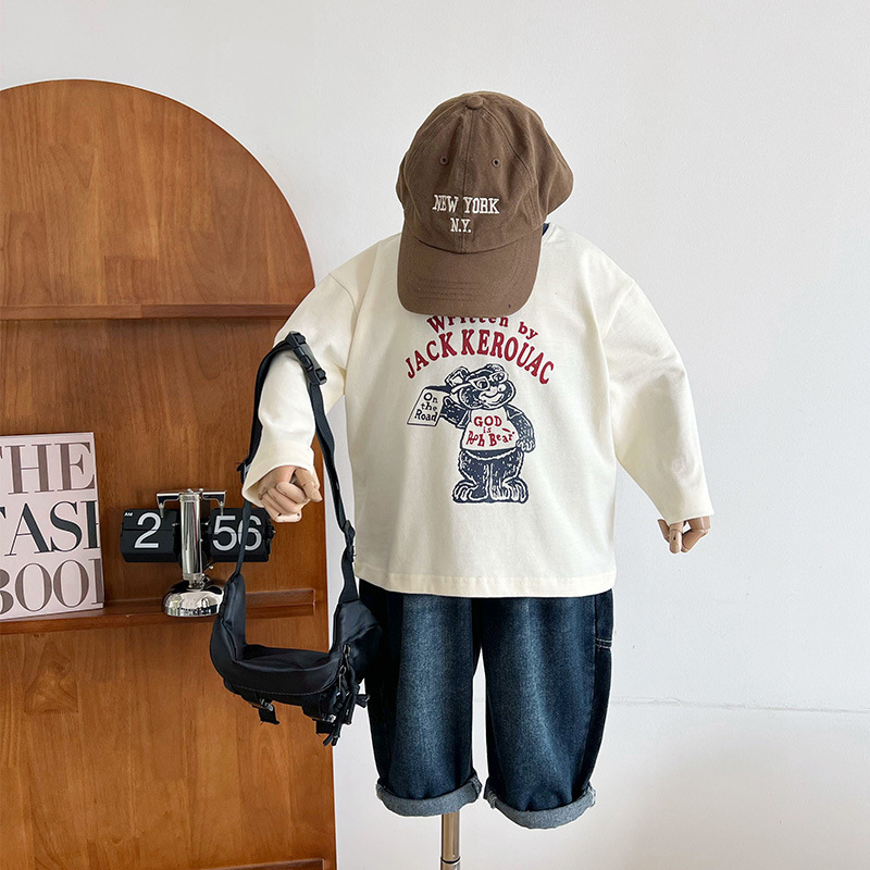 Fengzhigu 2023 otoño nueva ropa para niños de estilo coreano carta camiseta niños y niñas todo-fósforo de dibujos animados oso base