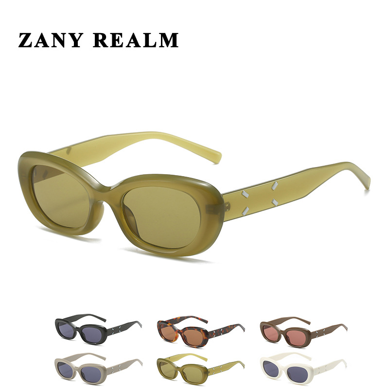 Nueva celebridad en línea retro ojo de gato Cuadrado de cara redonda gafas de sol caliente chica Yi Mengling UV a prueba de gafas de sol fabricante 5028