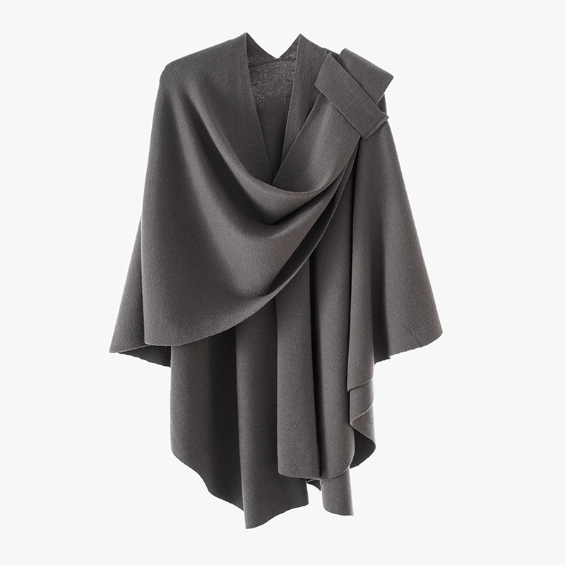 Gris oscuro