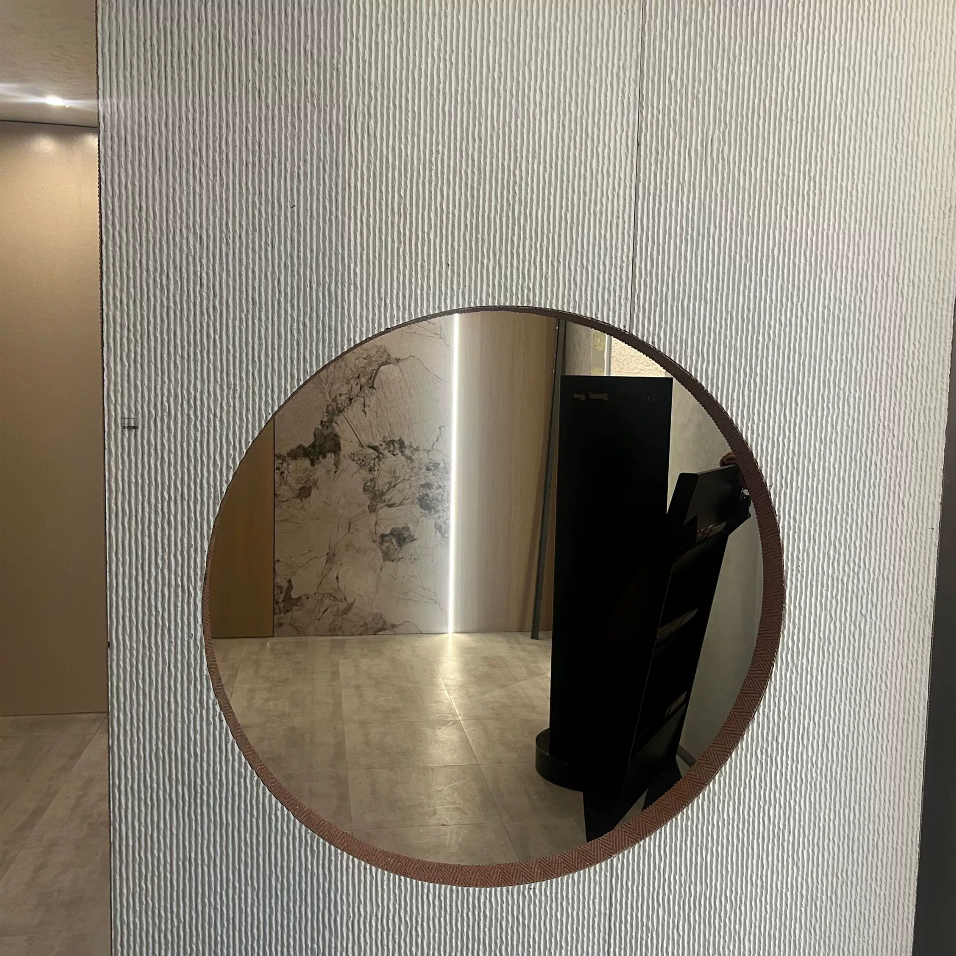 Усовершенствованные материалы для домашнего интерьера Супер новый материал, мягкий фарфоровый текучий камень 2730X1180 [Белый].