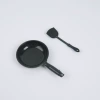 Wok (glossy) + black spatula