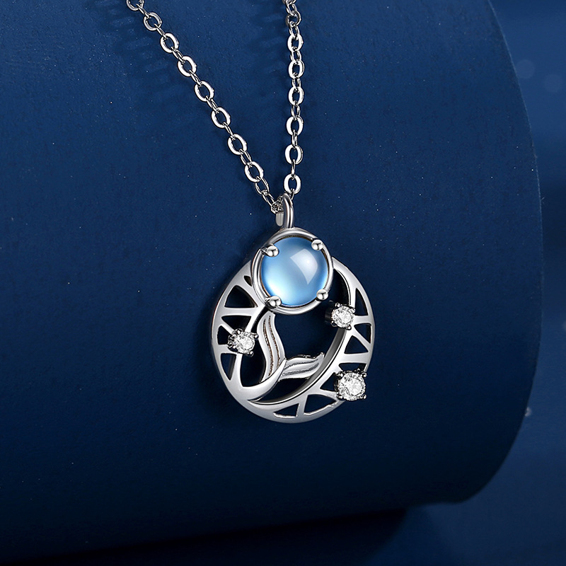 D700 oro blanco (con cadena cruzada)