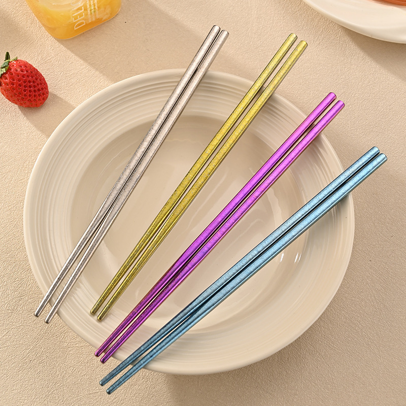 Pure Titanium Crystal Chopsticks for Home Use, One Chopstick Per Person, High Temperature Resistant, Anti-Slip, Anti-Mold, Separate Dining Chopsticks, High-End Antibacterial Titanium Chopsticks Tableware Pure Titanium Crystal Chopsticks for Home Use, One Chopstick Per Person, High Temperature Resistant, Anti-Slip, Anti-Mold, Separate Dining Chopsticks, High-End Antibacterial Titanium Chopsticks Tableware