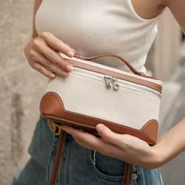 女士斜挎包;女士单肩包;女士手提包