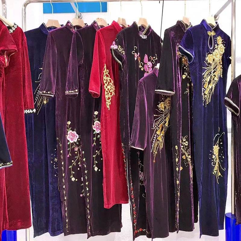 Древний золотой бархатный чонсам 23 года осенью и зимой