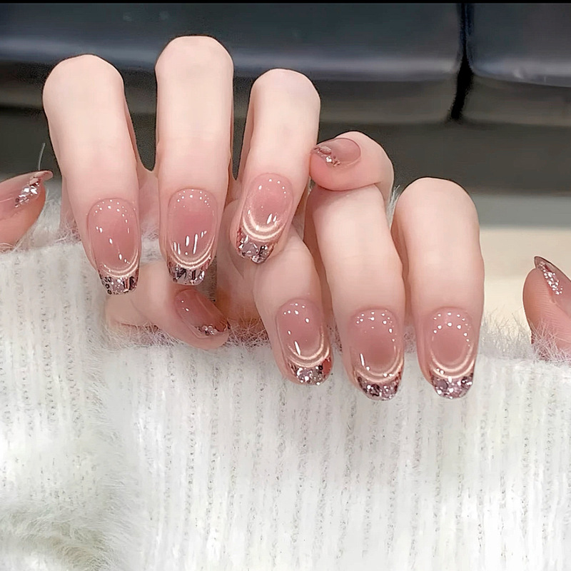 [Liuguang] Purely Handmade Wearable Nails, High-End, Accessible Luxury, French Style Cat-Eye Manicure, Gradient Nails