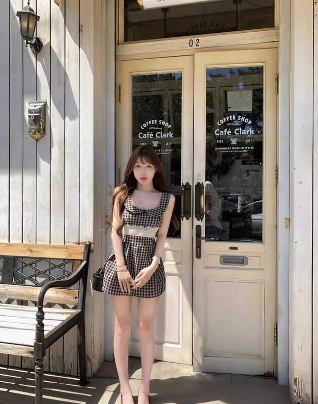 2026 New Product, Super Nice-Looking Doll Collar Plaid Vest Dress for Women, Spring and Summer Lace-Trimmed Waist-Cinching Sleeveless Short Skirt 2026 New Product, Super Nice-Looking Doll Collar Plaid Vest Dress for Women, Spring and Summer Lace-Trimmed Waist-Cinching Sleeveless Short Skirt