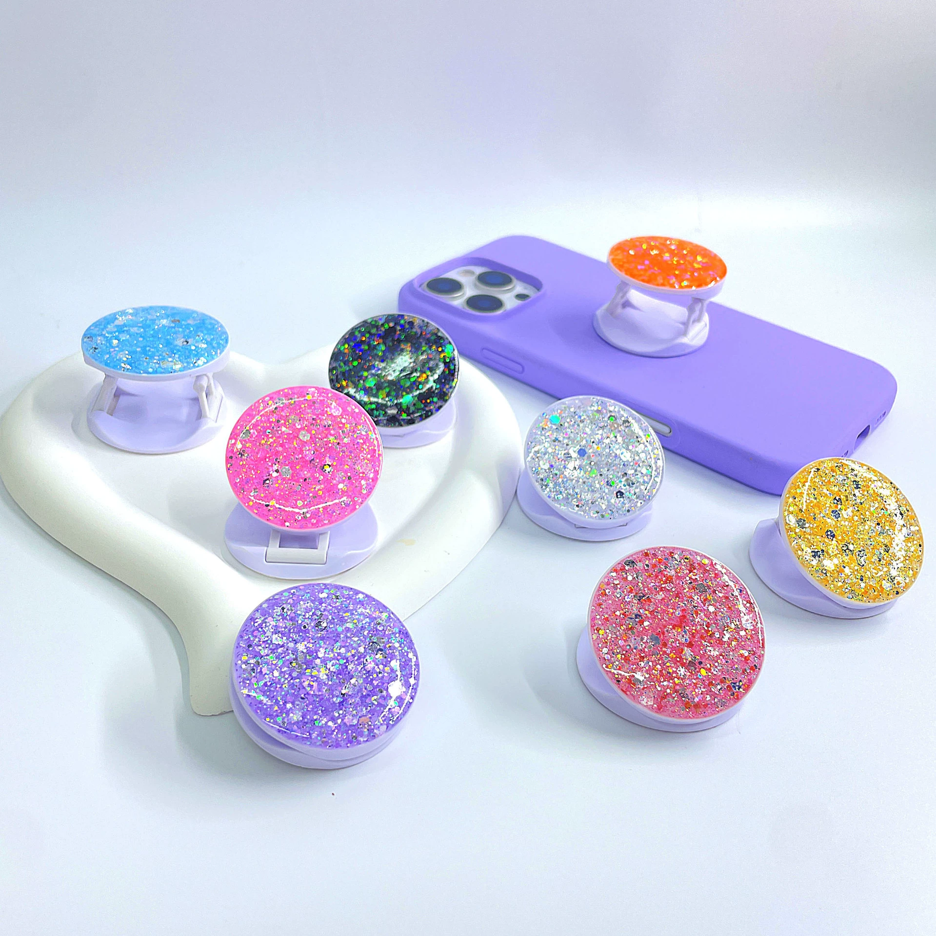 Популярная трансграничная складная подставка-держатель для телефона в форме ромба, на клейкой основе, для рабочего стола, небольшие подарки для женщин, в наличии для дропшиппинга.