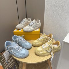 超ソフトソールレザーメッシュインナー高さトレーニングシューズ女性用2025春夏スタイルダブルシューレース足を小さく見せるスポーツフォレストシューズ