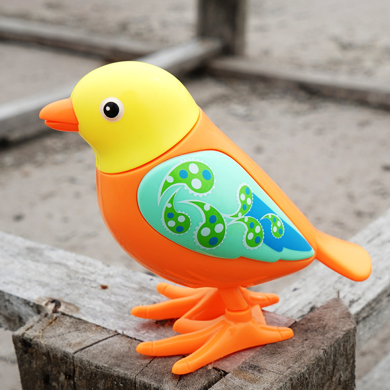 Wind-Up Chicken Toy Cartoon Jumping Bird That Can Run Wind-Up Animal Nostalgic Toy for Post-8090S