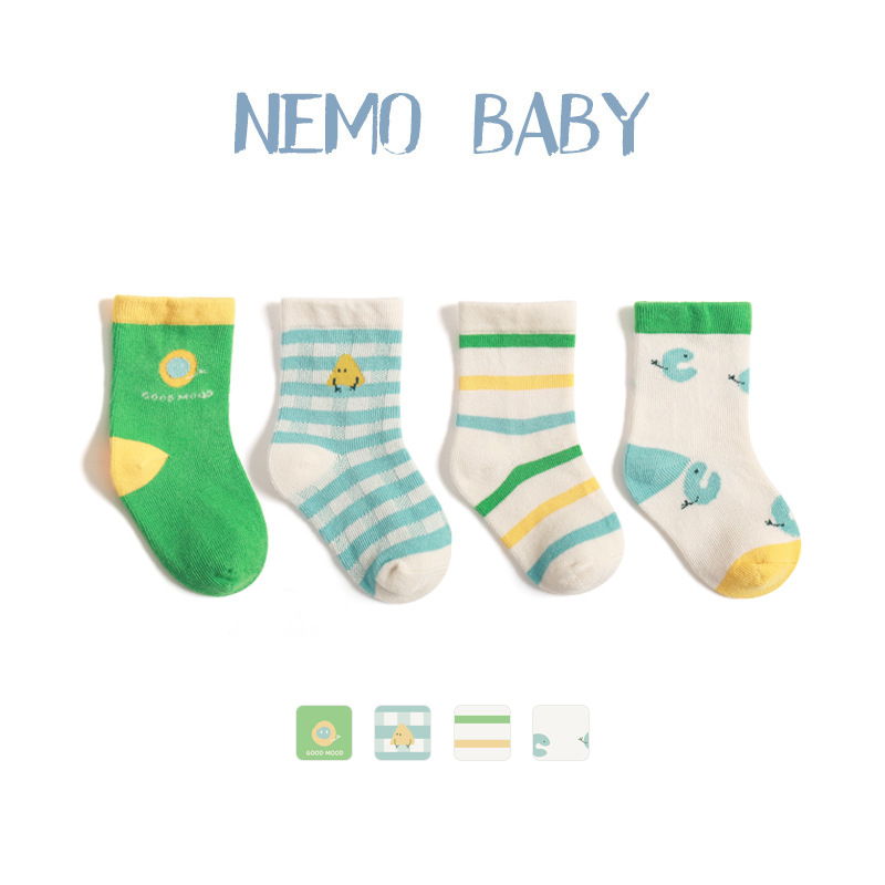 Fábrica de fuente de la industria de algodón amada personalizada al por mayor calcetines para niños lindos sin hueso peinados calcetines para bebés medias