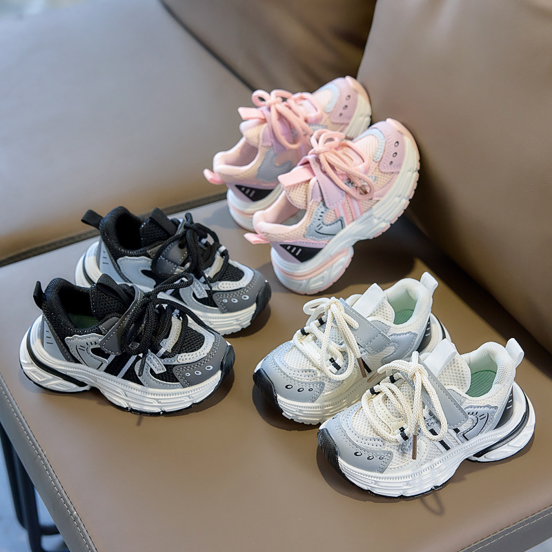 2026 primavera nuevos zapatos infantiles zapatos deportivos de malla transpirables bebés zapatos para correr zapatos de niños y niñas zapatos transfronterizos