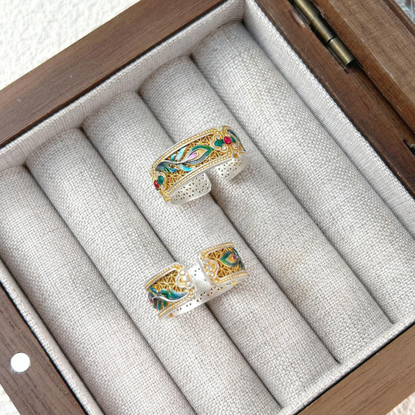 2024 여성을위한 고대 방법 번트 블루 반지 새로운 중국 스타일 국가 스타일 에나멜 컬러 피닉스 깃털 클래식 틈새 오픈 검지 반지