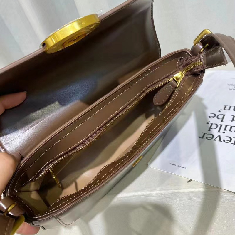 2024 High end Genuine Leather Crossbody Unique Design Underarm Bag, Women's Single Shoulder Bag_voghion.com