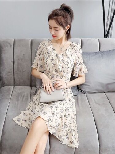 Petite Chiffon Floral Dress for Women, Mid-Length, New Summer 2025 Style, Elegant, Age-Reducing, Slimming Trendy Dress
