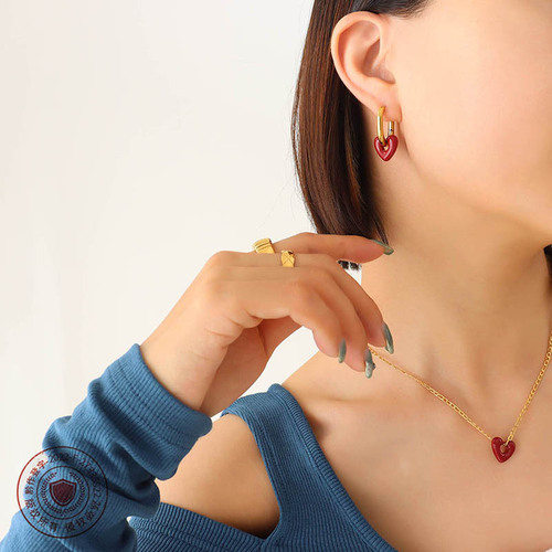 Korean style sweet and cool style niche design temperament versatile hollow love necklace beautiful and elegant earrings jewelry set