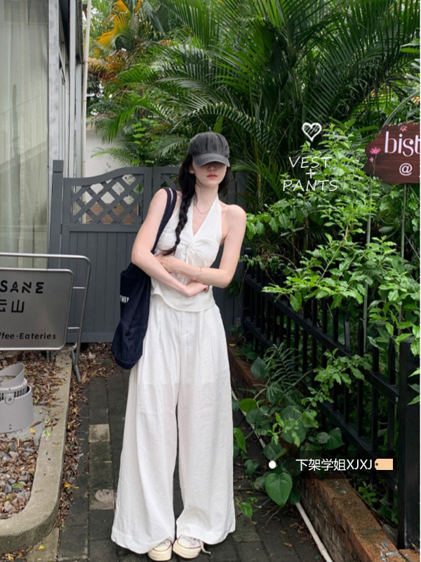 辣妹设计感套装女夏季2025新款扭结V领挂脖背心休闲裤两件套|undefined