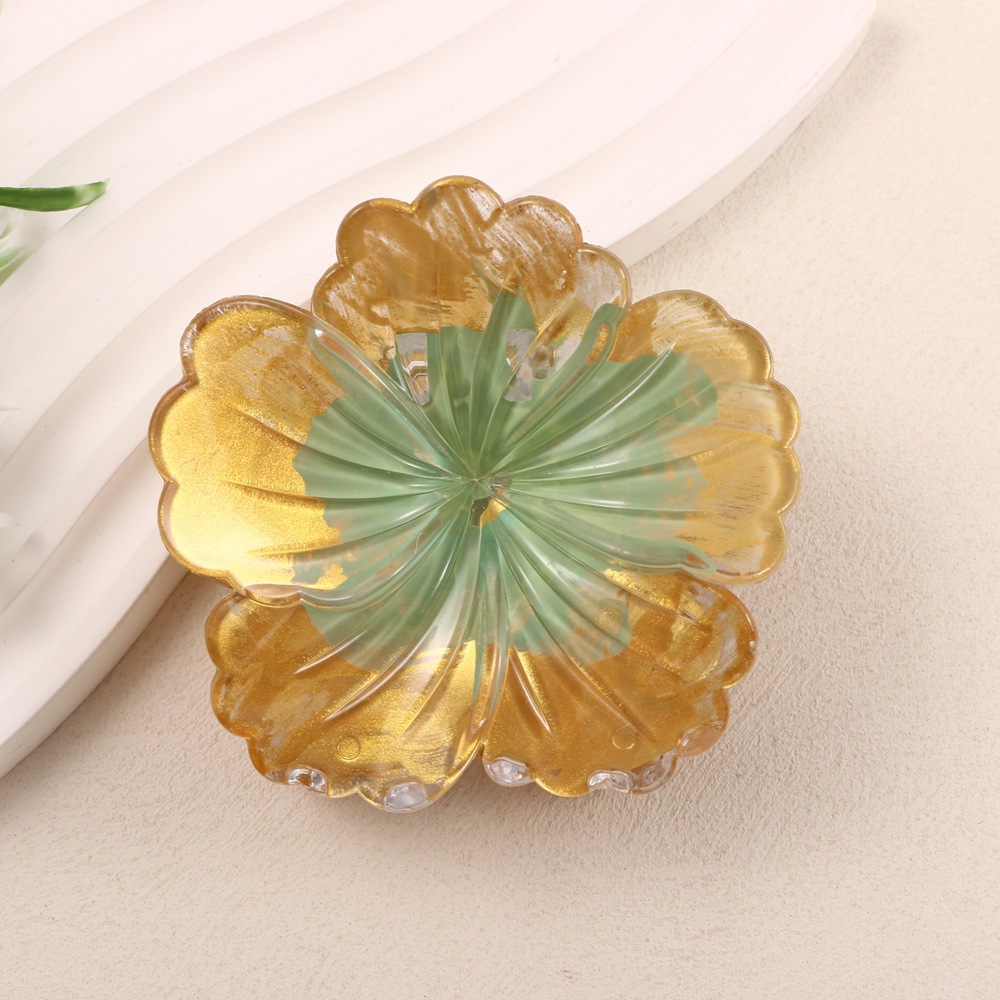 Cross-Border Hot Selling Retro Frangipani Hairpin Seaside Resort Style Hairpin Women's High-End Fashion Shark Clip on the Back of the Head