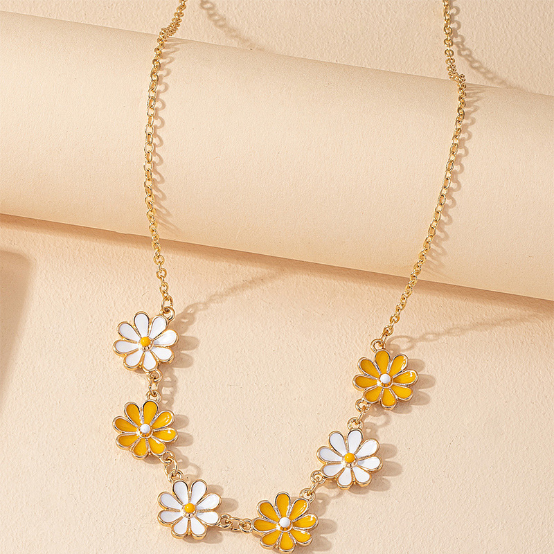 fashion daisy oil drop flower pendant necklace