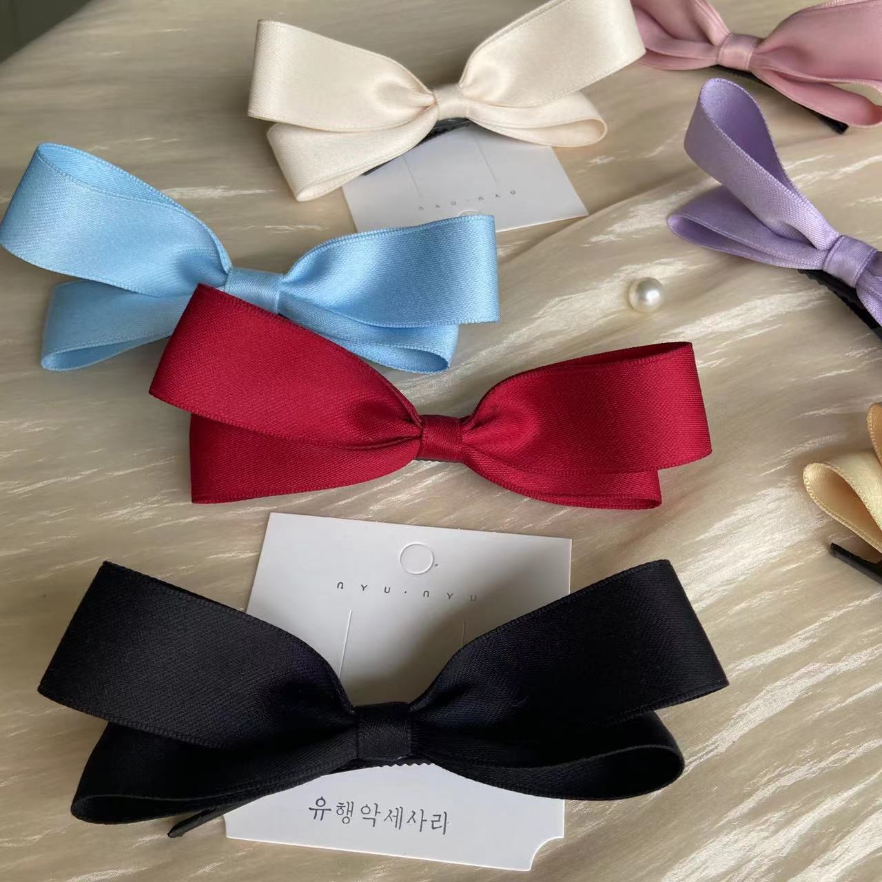 Women's Sweet Bow Knot Cloth Hair Clip display picture 6