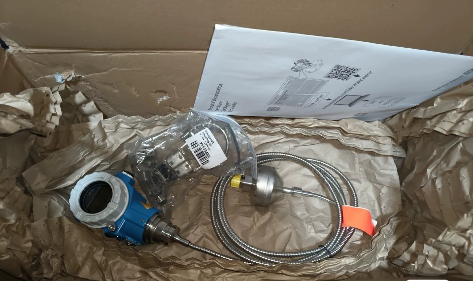 e-h变送器pmp75-AMK55-101带毛细管 G1-2高温高压型