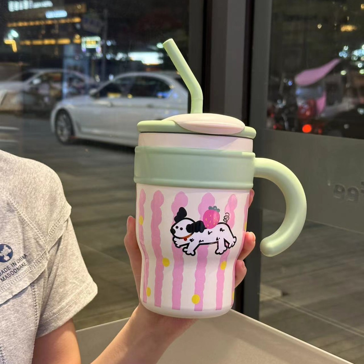 2024 nueva taza termo gigante de alto valor taza de té con leche taza de vientre de la suerte taza de agua portátil de paja de viento lindo