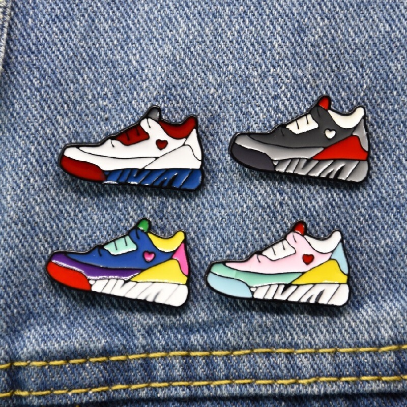 European and American fashion Cartoon creative color love sports shoes paint brooch badge student schoolbag jacket accessories European and American fashion Cartoon creative color love sports shoes paint brooch badge student schoolbag jacket accessories