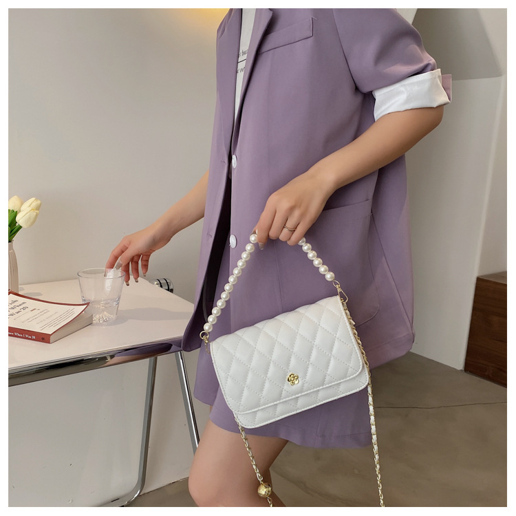Fashion Pearl Chain Rhombus Embroidery Thread Messenger Small Square Bag Wholesale display picture 38