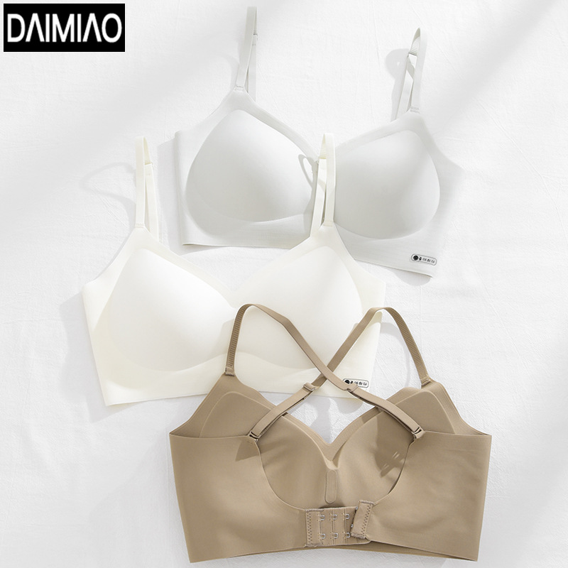 Spring new style ice silk seamless back bra for women without rims, one-piece fixed cup with chest pad and inner chest wrap