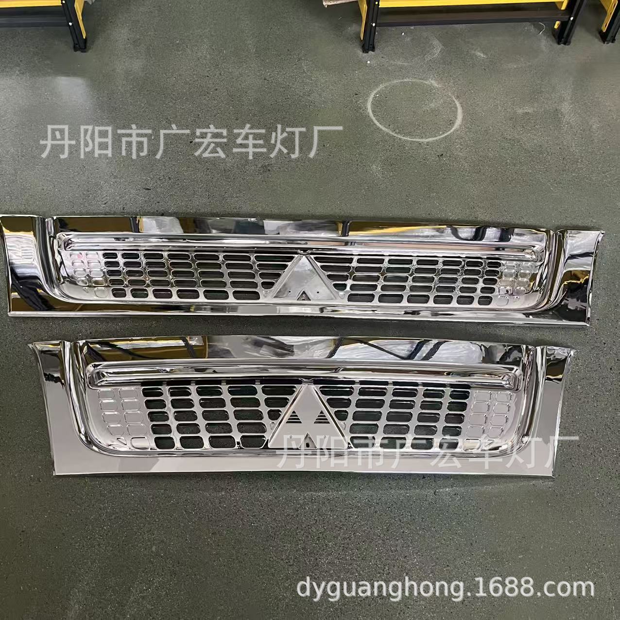 Source Factory Mitsubishi Canter Electroplated Front Grille, Truck Front Grille, Electroplated Version, Compatible with Fuso Canter