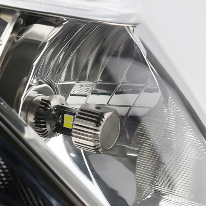 Motorcicleta LED delantero vehículo eléctrico de alta y baja luz integrada modificada H4 H7 bombilla de luz blanca universal