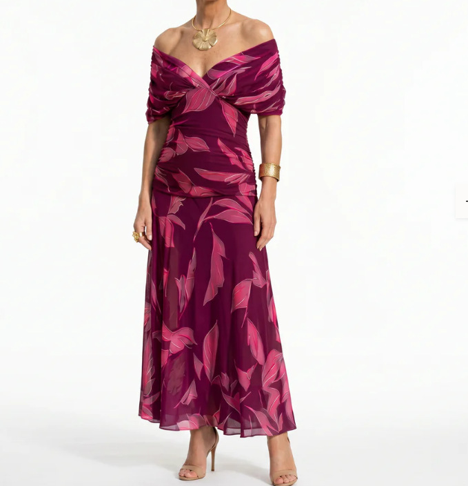 Pink leaves burgundy bottom