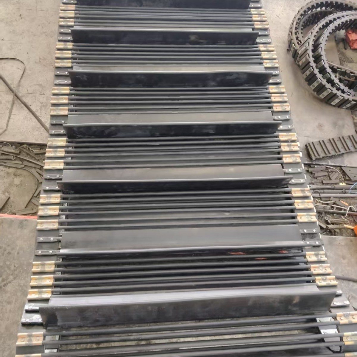 厂家直供输送链振动筛土豆红薯马铃薯甜菜药材根茎收获机配件