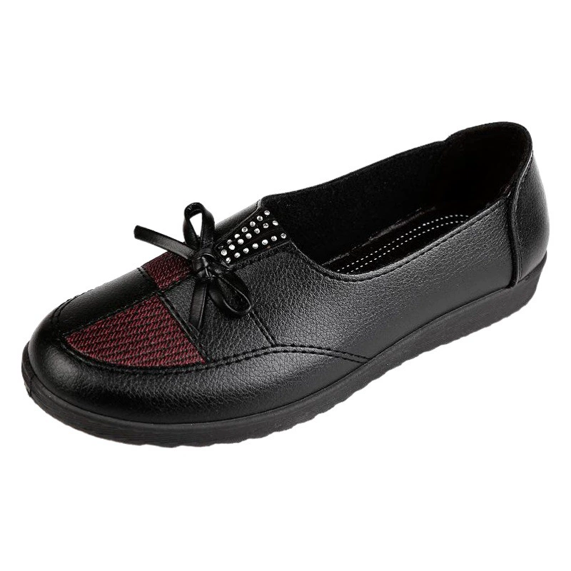 Туфли для мам, балетки, женские туфли среднего и пожилого возраста, новые кожаные туфли на плоской подошве среднего возраста, весенняя обувь для пожилых людей, осень.