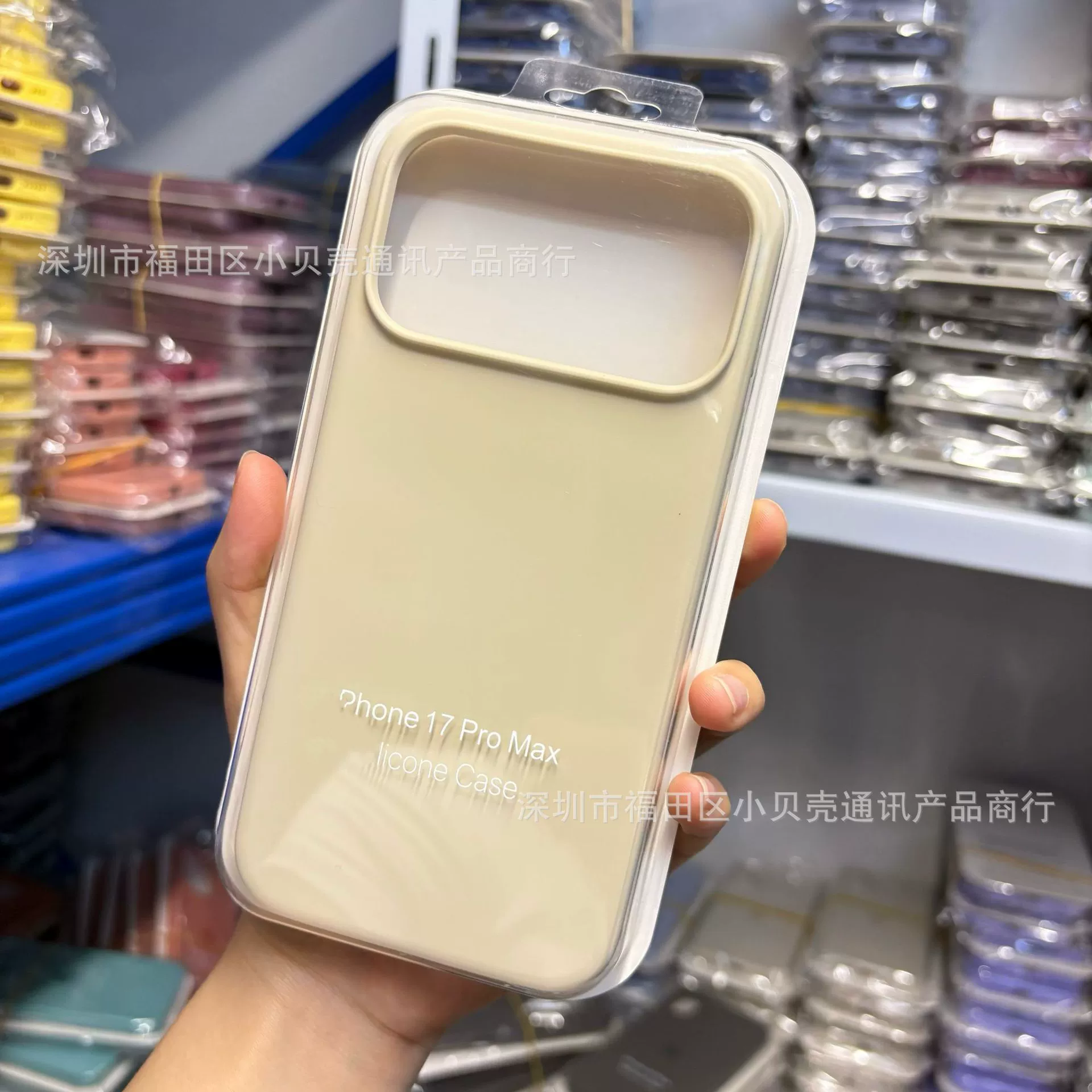 Protective Silicone Case Apple iPhone 17 / 17 Pro / 17 Pro Max — camera button, liquid-silicone finish