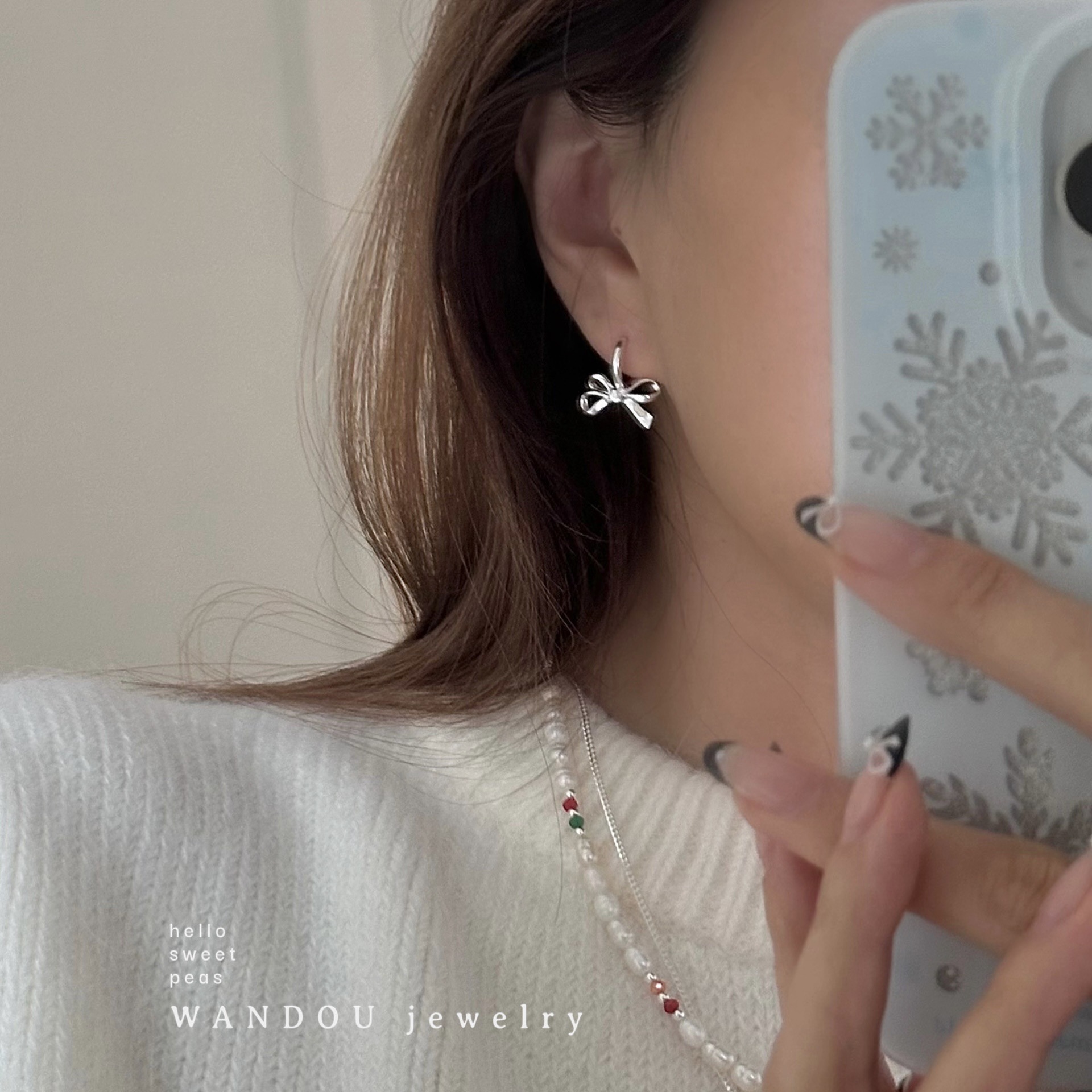 Nuovo fiocco per donna di alta qualità, orecchini con un design di nicchia, piccole fibbie in stile profumo e accessori per le orecchie_voghion.com