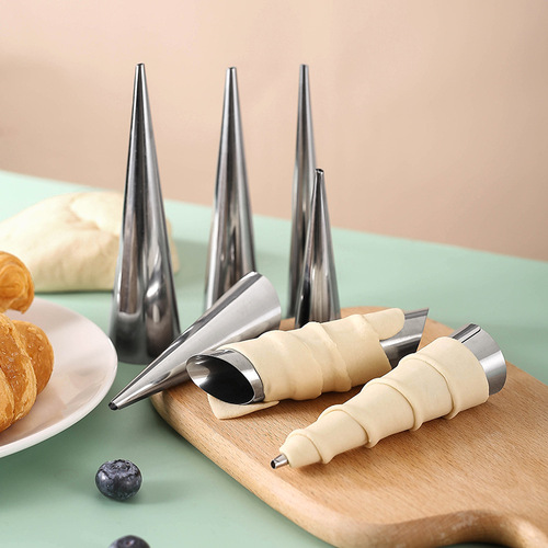 Cross-border stainless steel baking mold Danish large spiral croissant croissant spiral conical tube