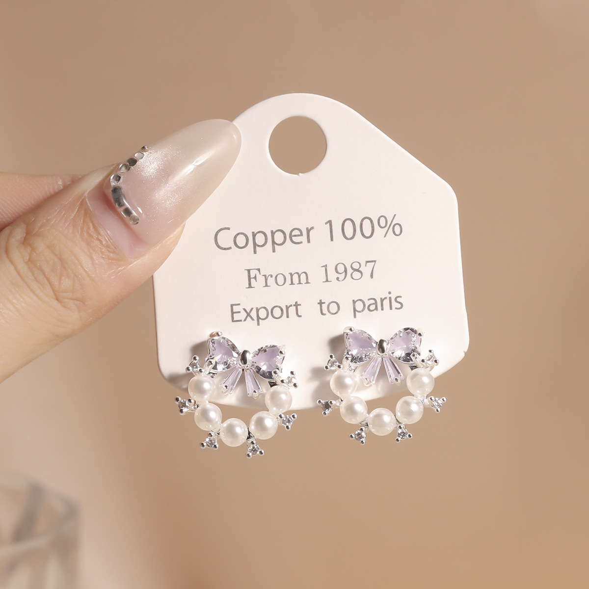 Cute fashionable design elegant universal earrings pearl with bow