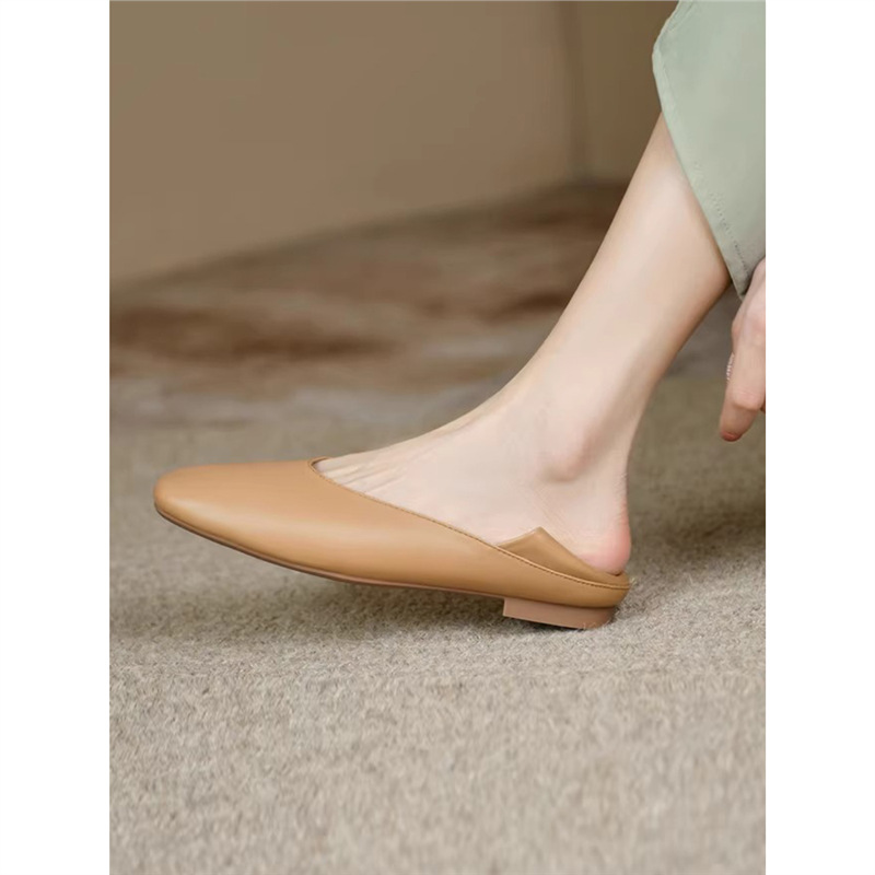 홍콩 프랑스 복고풍 부드러운 밑창 할머니 신발 슬립 온 스퀘어 토 부드러운 가죽 신발 2025 여성을위한 새로운 정품 가죽 플랫 신발