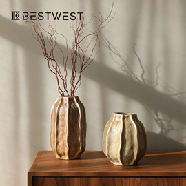 装饰花瓶;仿真花;树脂工艺品