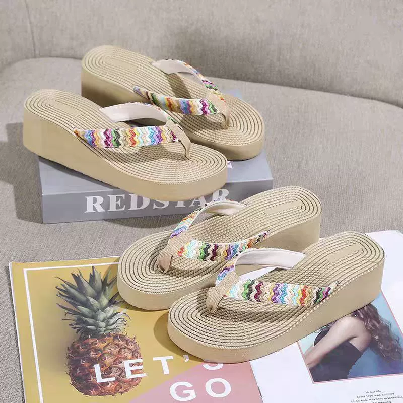 Новые женские пляжные шлепанцы из соломки на толстой подошве для лета, отдыха на море и путешествий.