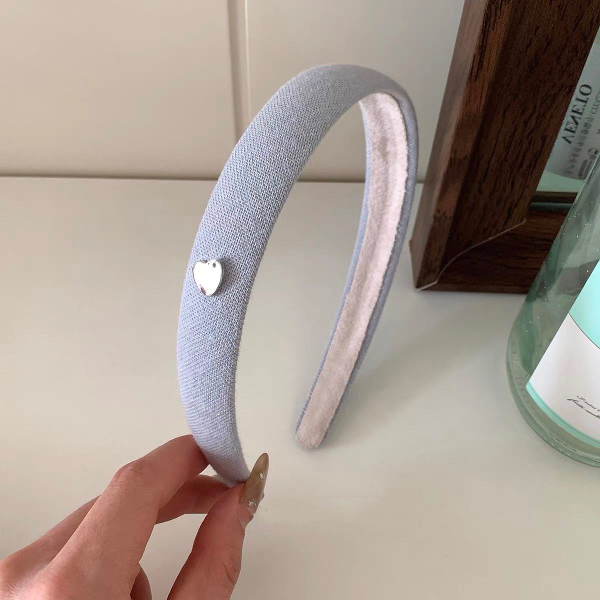 Vitallity Girl Sweetheart Tela de color sólido Diadema de lavado de cara simple de nicho retro Accesorios para el cabello