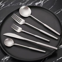 304ステンレスナイフフォークスプーン食器セット高級感洋食ホテルステーキナイフフォーク家庭用コーヒー攪拌スプーン